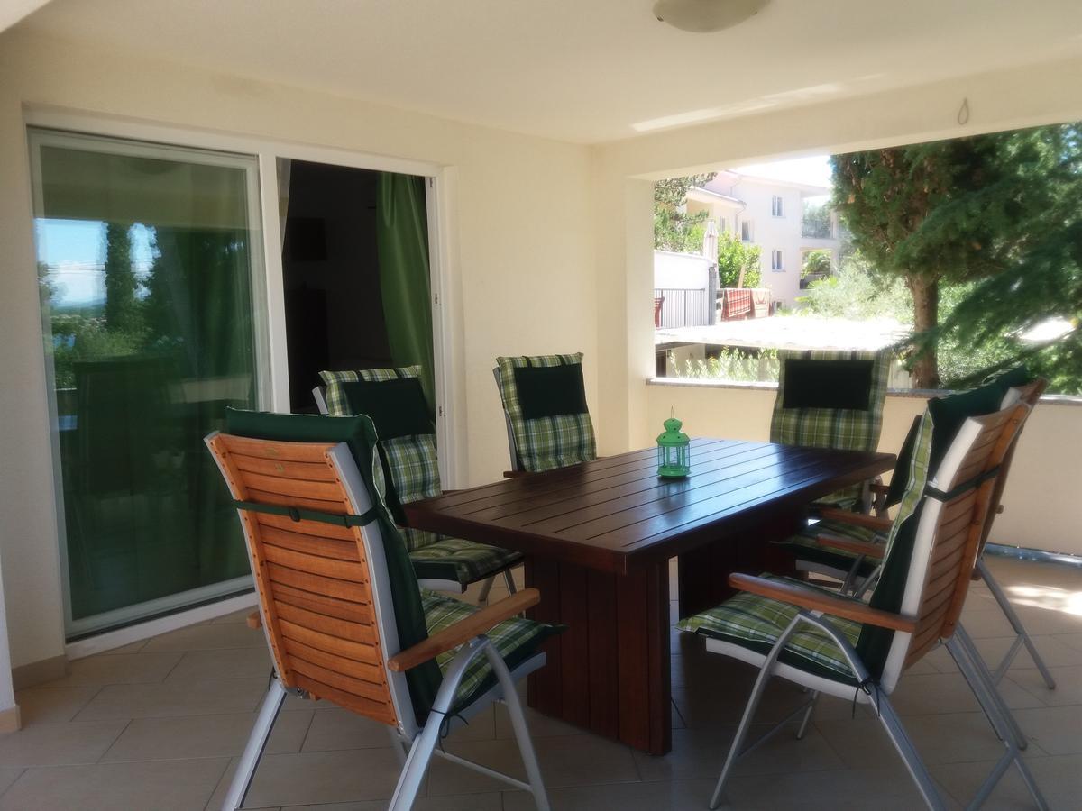 Apartments Atrium Malinska Luaran gambar